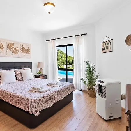 Urbanizacao Algarve Sol 18 * كارفويرو